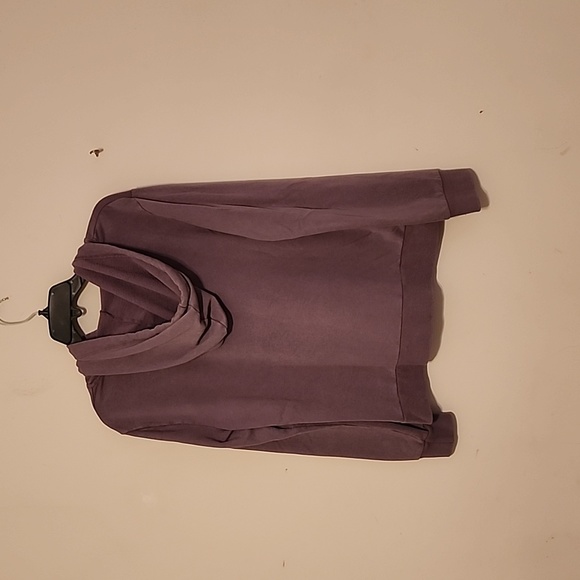 Sweatshirt - Picture 2 of 4